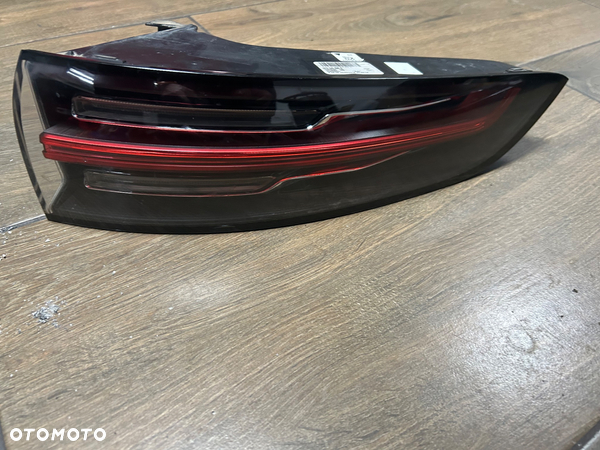 PORSCHE CAYENNE 9Y 18-LAMPA TYŁ 9Y0945096D IGLA ORG