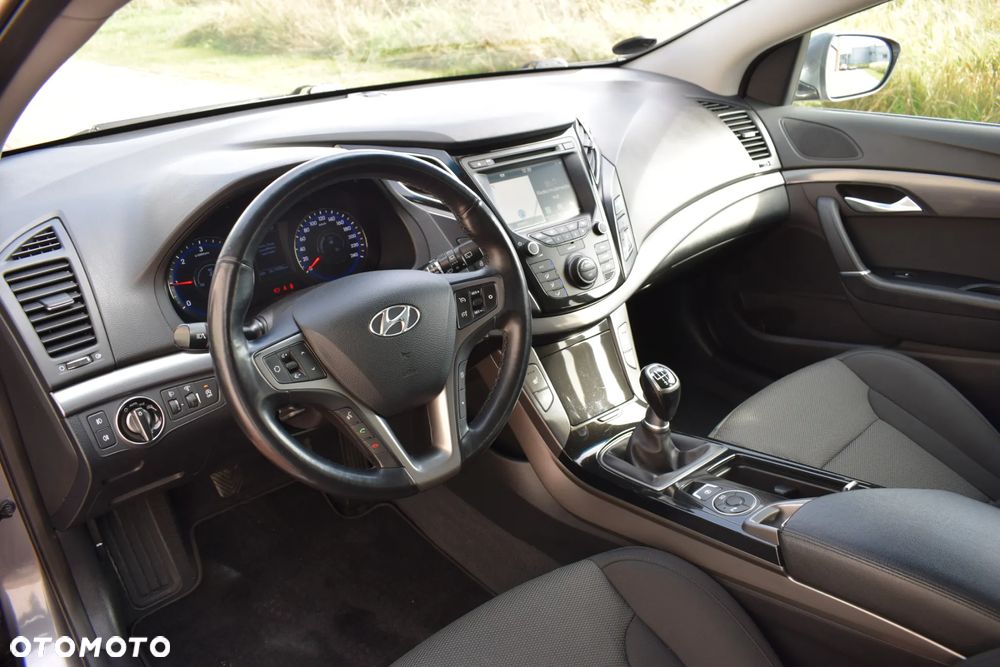 Hyundai i40 1.7 CRDi BlueDrive Premium - 27