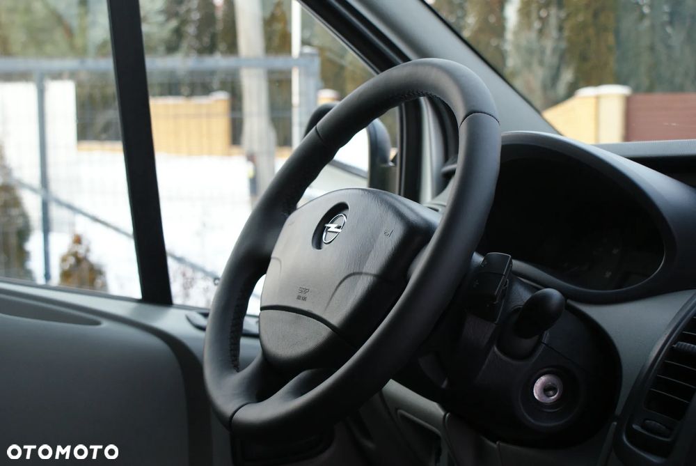 Opel Vivaro - 14
