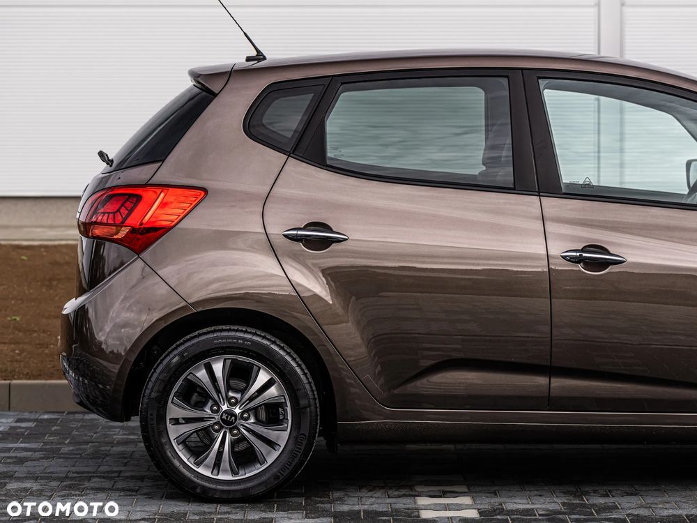 Kia Venga 1.4 CVVT Dream-Team Edition - 12