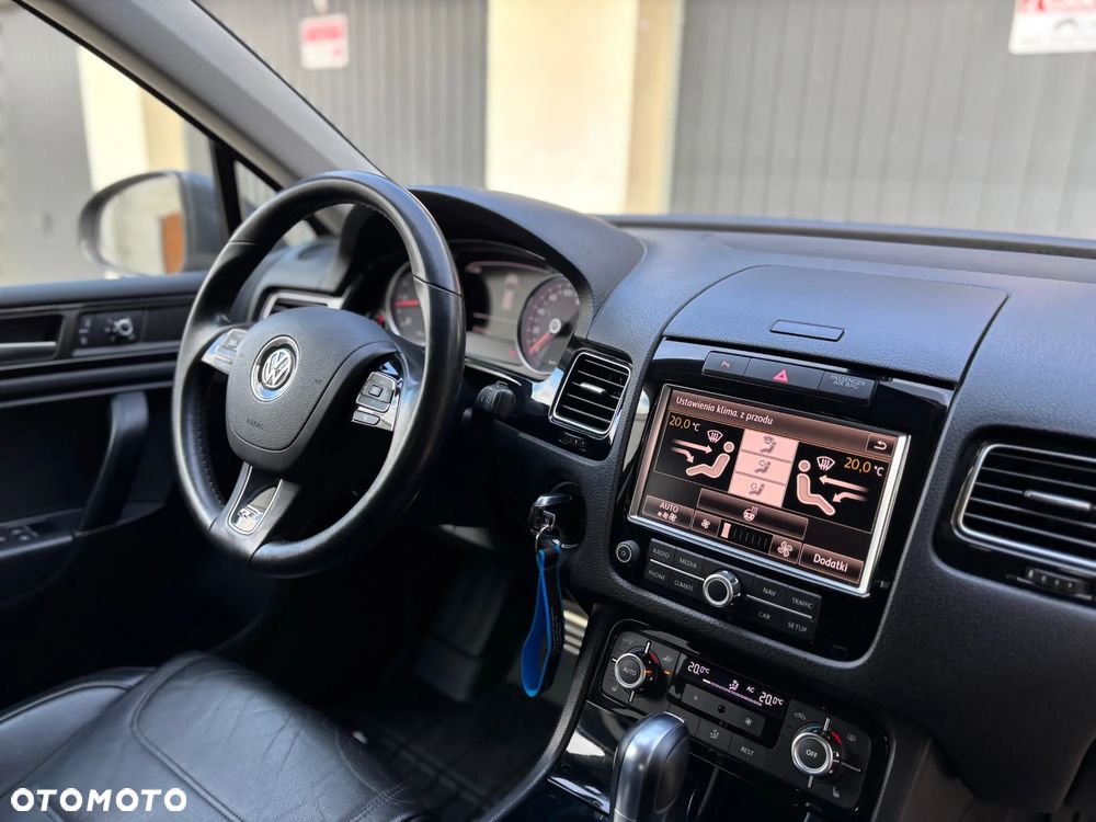 Volkswagen Touareg 3.0 V6 TDI BMT - 8