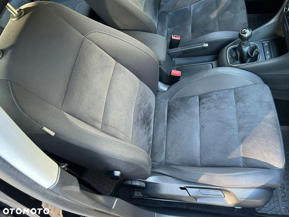 Volkswagen Golf 1.4 TSI Highline - 22