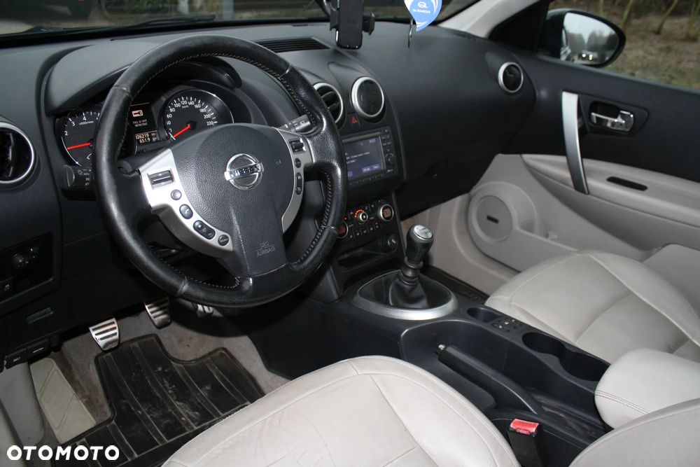 Nissan Qashqai+2 2.0 tekna - 11