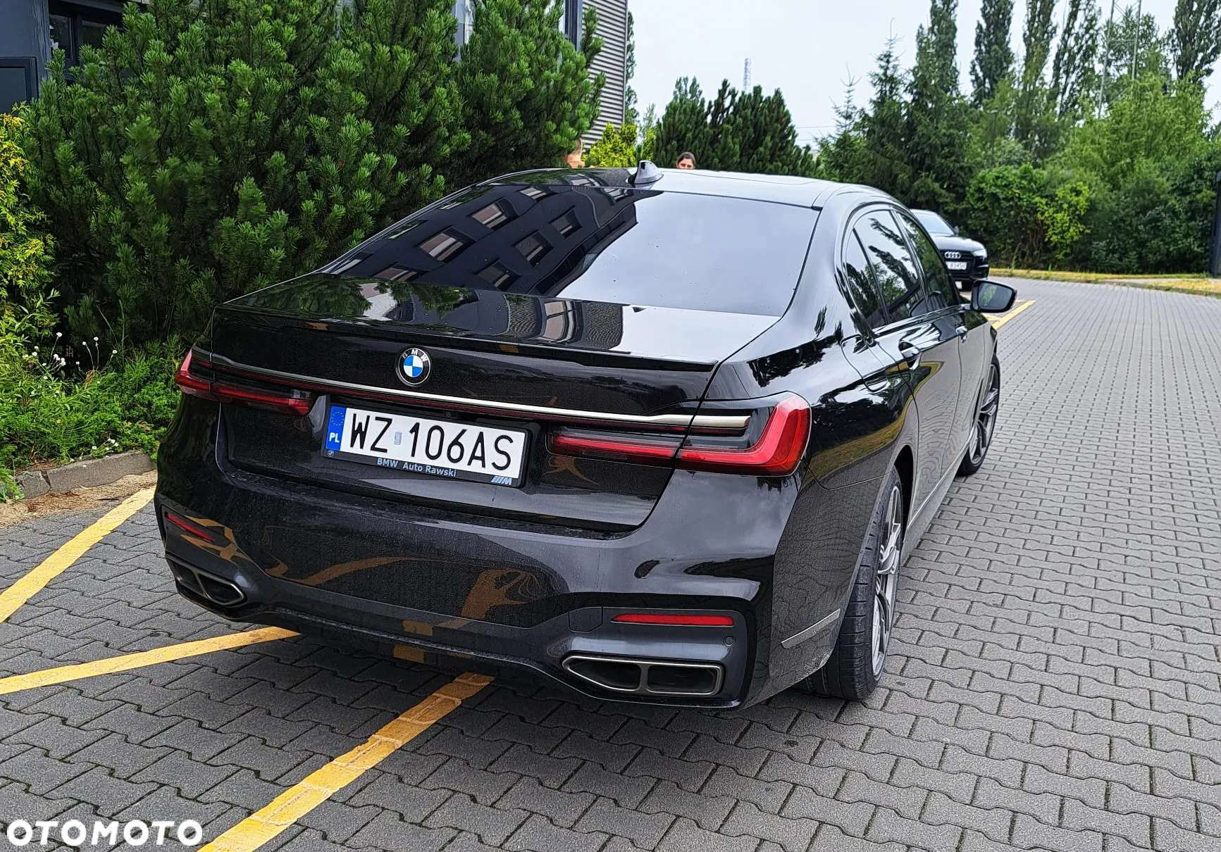 BMW Seria 7 M760Li xDrive - 3
