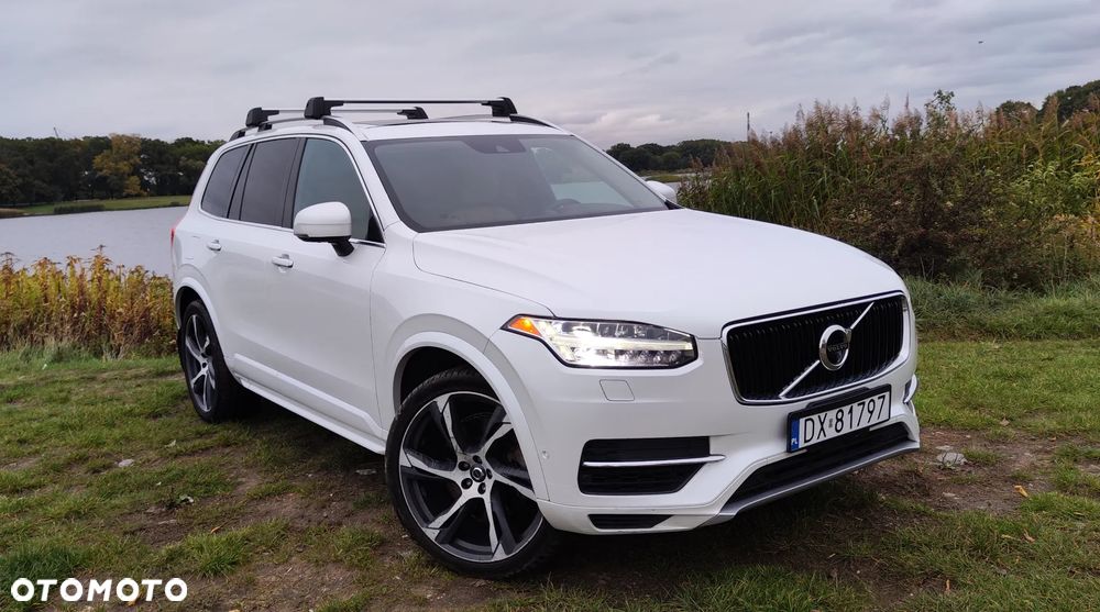 Volvo XC 90 T8 AWD Twin Engine Geartronic Momentum - 4