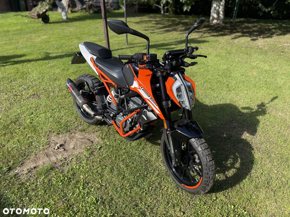 KTM Duke 125