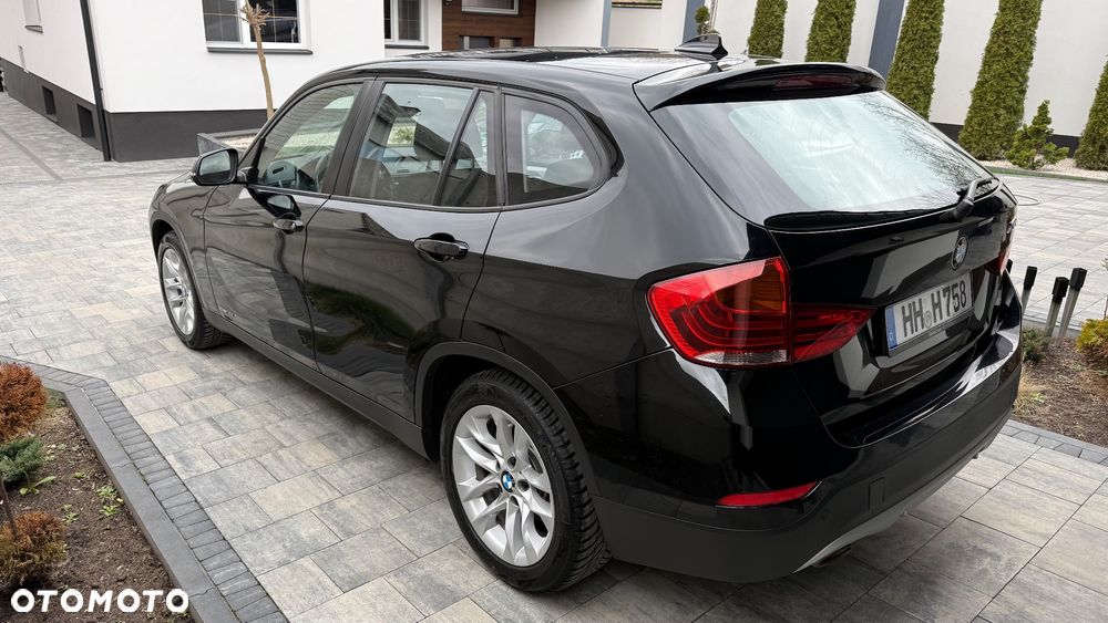 BMW X1 sDrive18d - 11