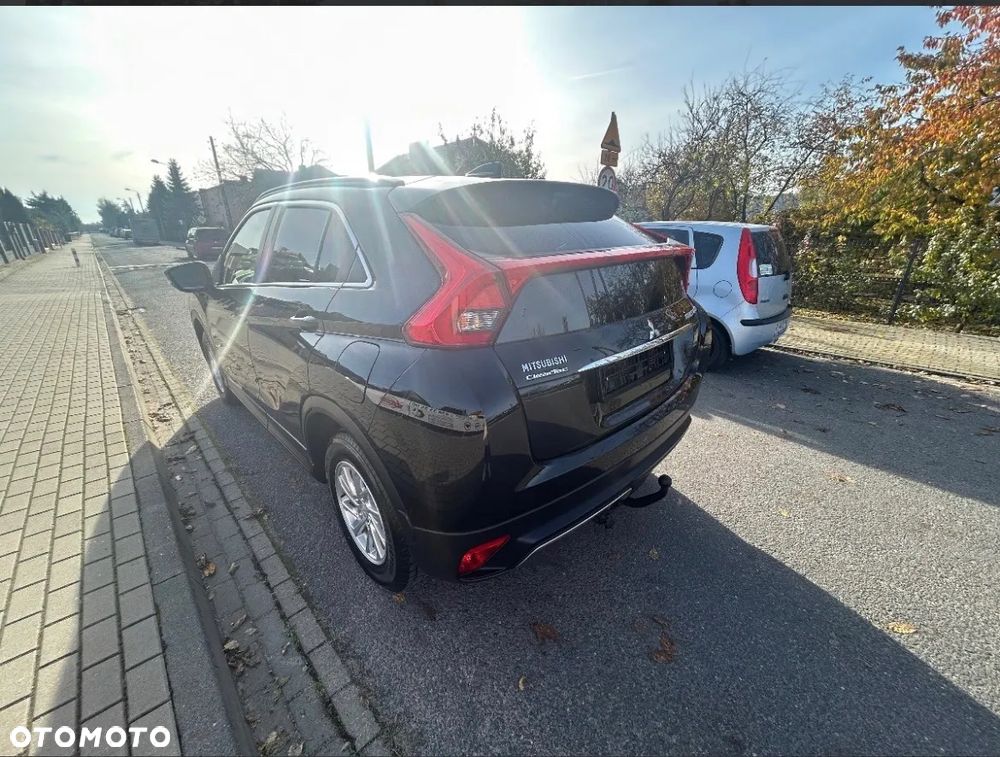 Mitsubishi Eclipse Cross - 21