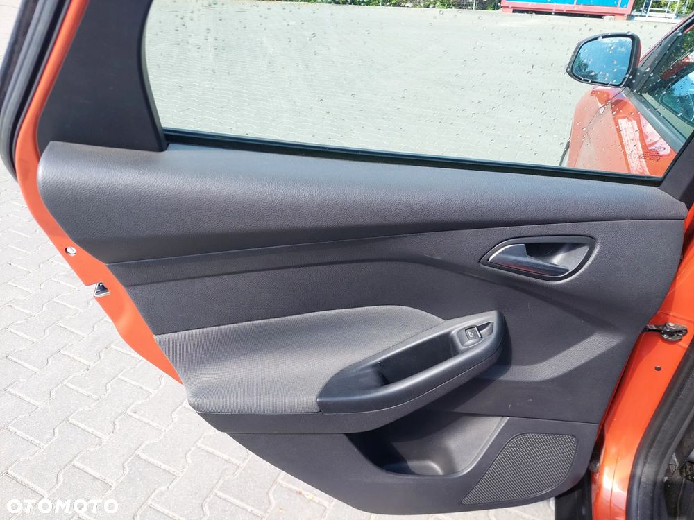 Ford Focus 1.6 EcoBoost Edition Start - 24