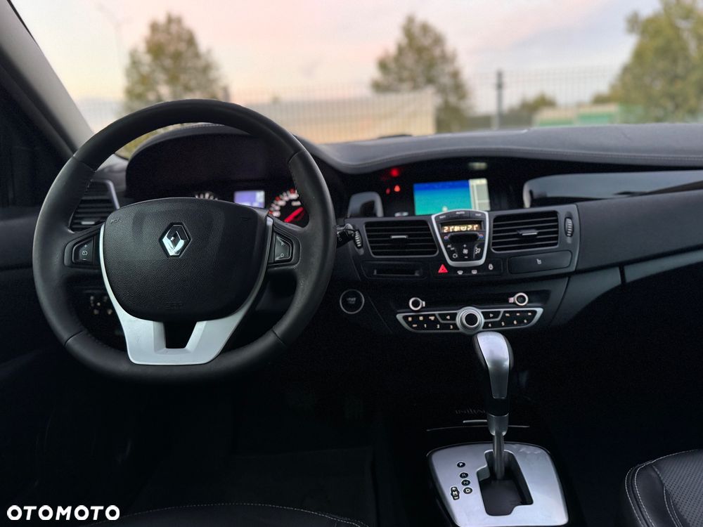 Renault Laguna 2.0 dCi Initiale - 28