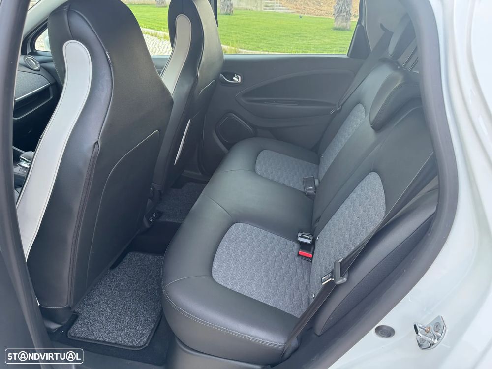 Renault Zoe (c/ Bateria) EV50 135hp Iconic - 19