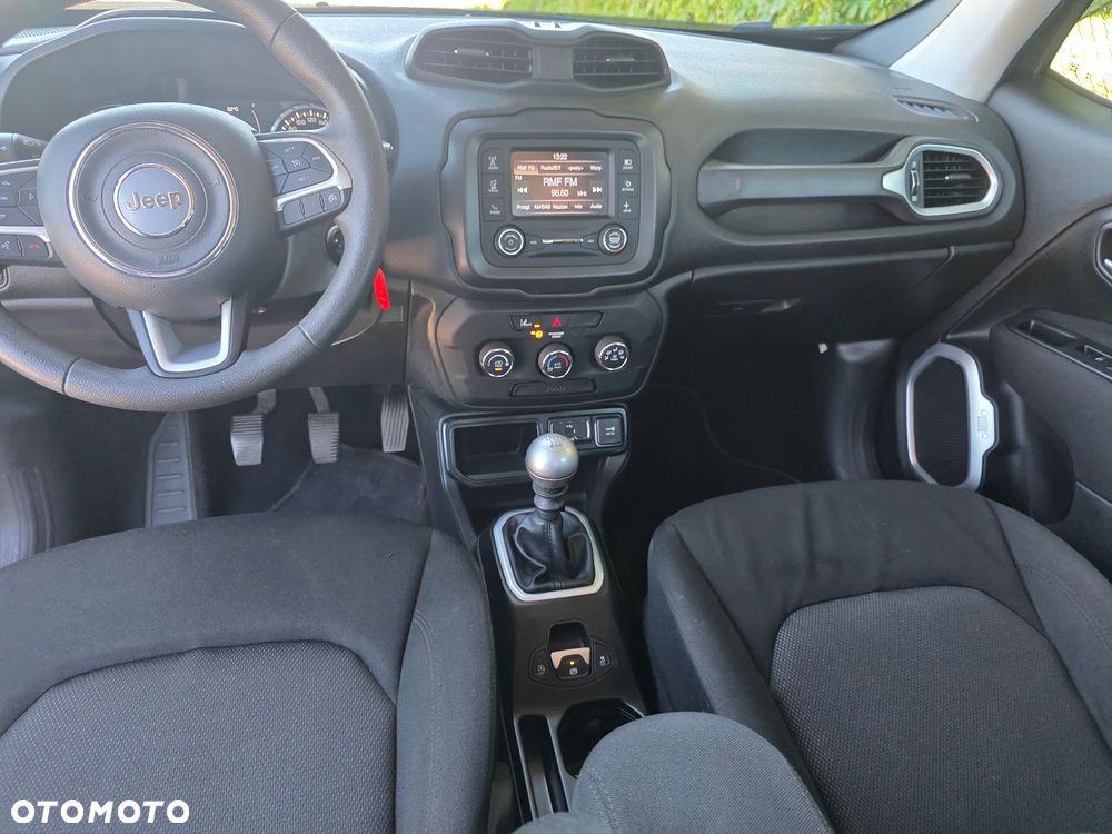 Jeep Renegade - 12