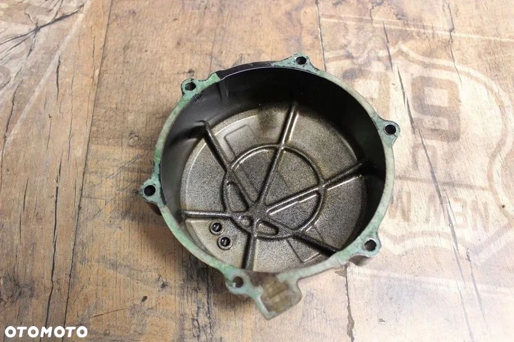 POKRYWA DEKIEL SILNIKA HONDA VF400 F - 5