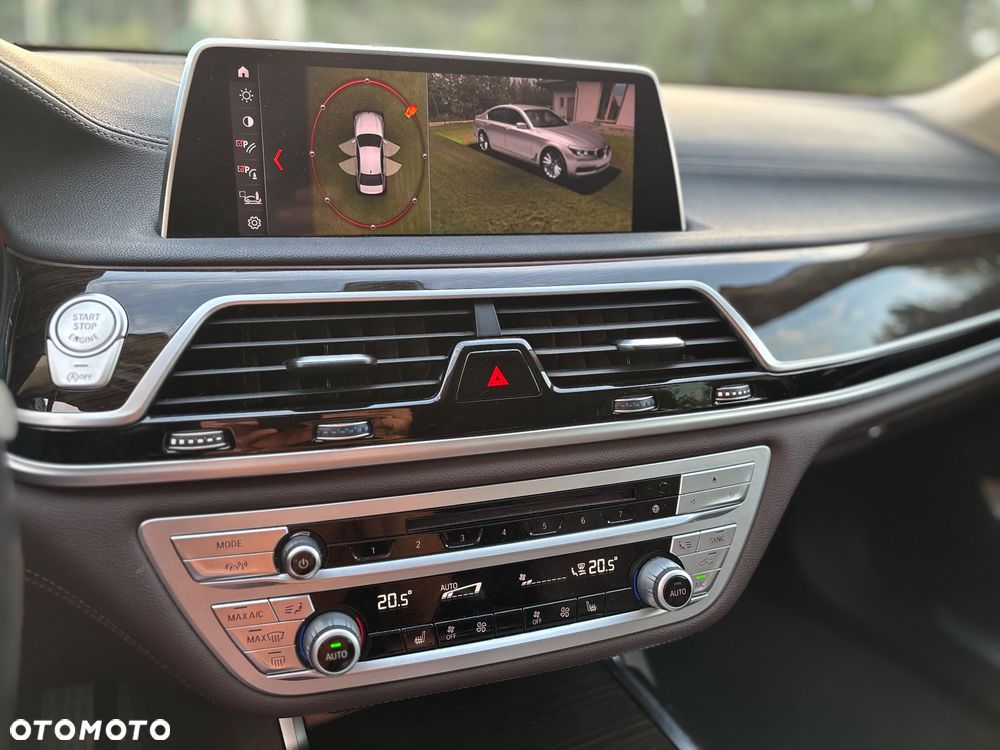 BMW Seria 7 - 18