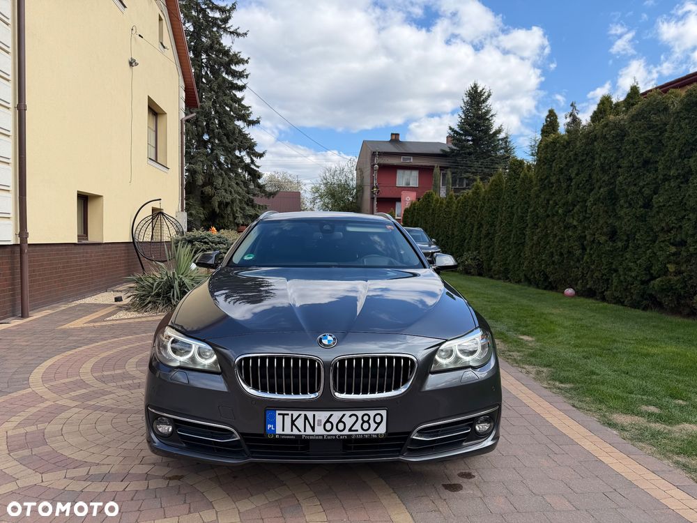 BMW Seria 5 525d xDrive Luxury Line - 7