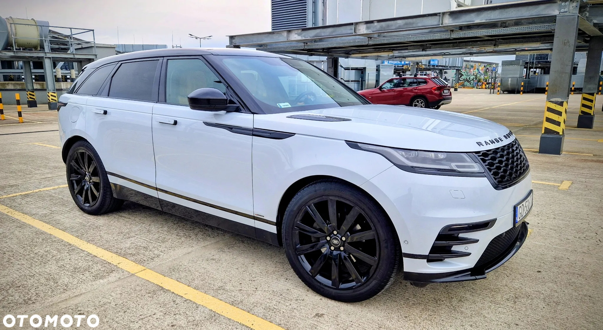 Land Rover Range Rover Velar 2.0 SD4 R-Dynamic HSE - 13