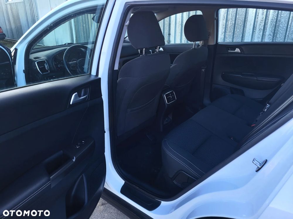 Kia Sportage 2,0 CRDI 2WD Vision - 15