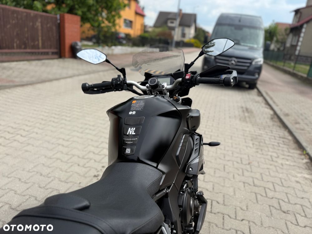 Yamaha MT - 18