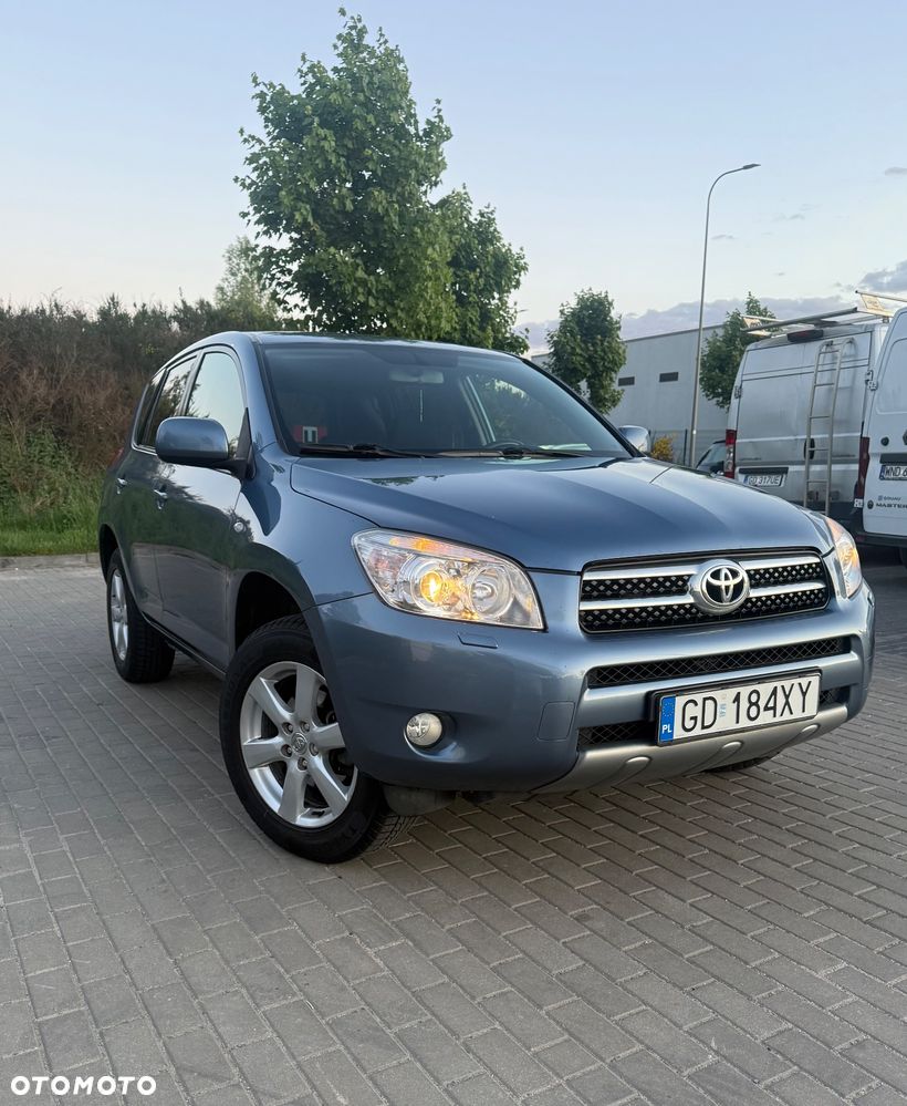 Toyota RAV4 2.0 VVT-i Sol - 1