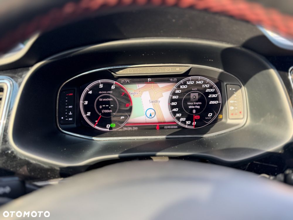 Seat Leon 1.5 eTSI OPF DSG FR Black Edition - 36