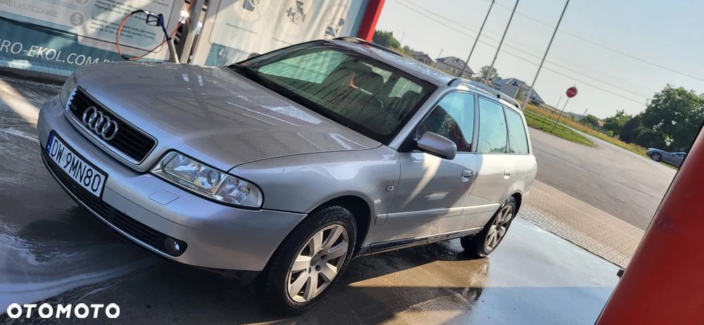Audi A4 Avant 2.4 Quattro - 13