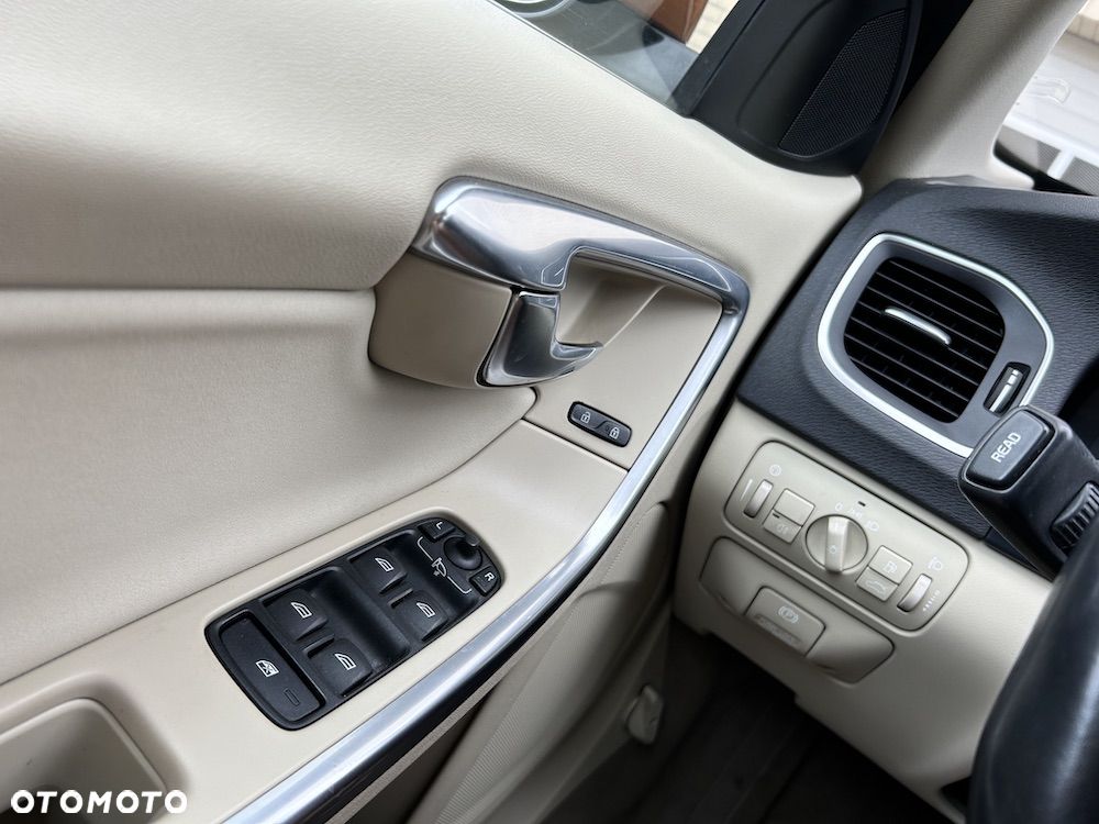 Volvo S60 - 21