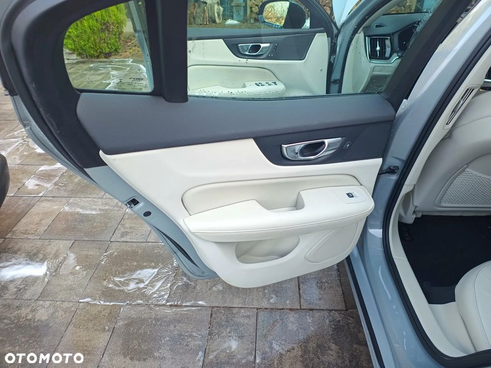 Volvo S60 - 33
