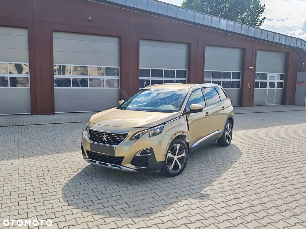 Peugeot 5008 - 3