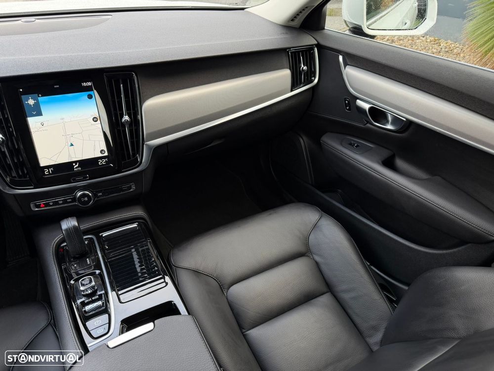 Volvo V90 2.0 T8 PHEV Inscription AWD - 26