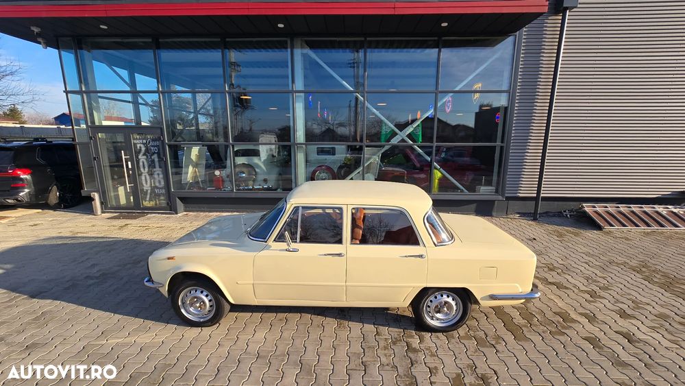 Alfa Romeo Spider - 22