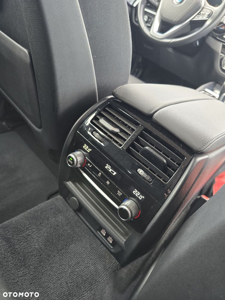 BMW Seria 5 520d - 11