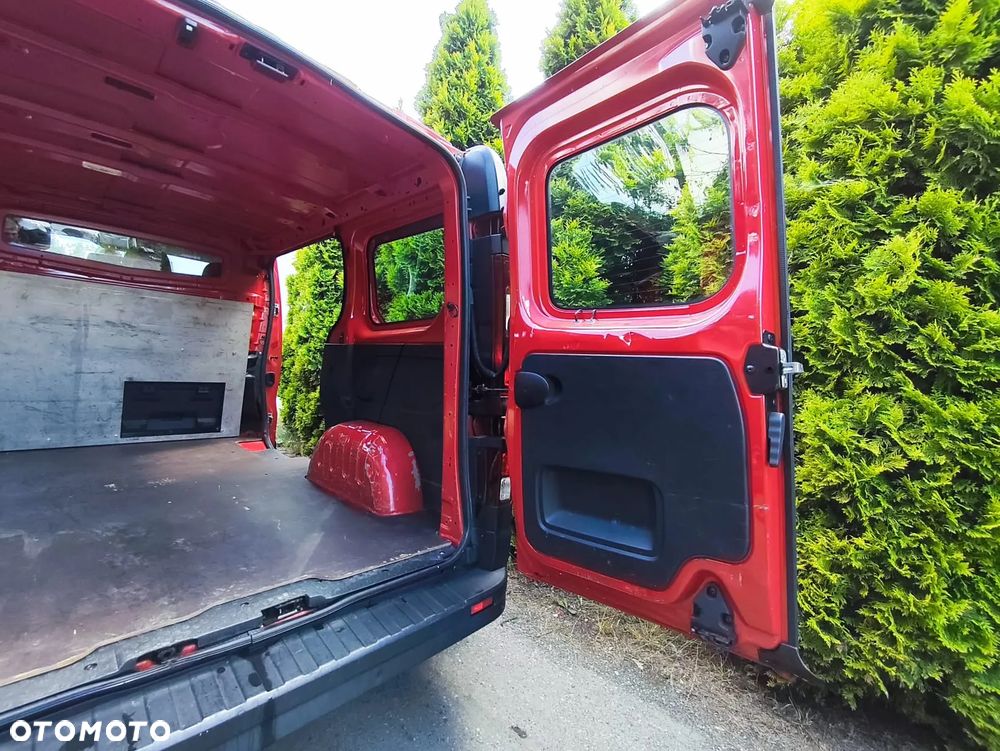 Renault Trafic - 19