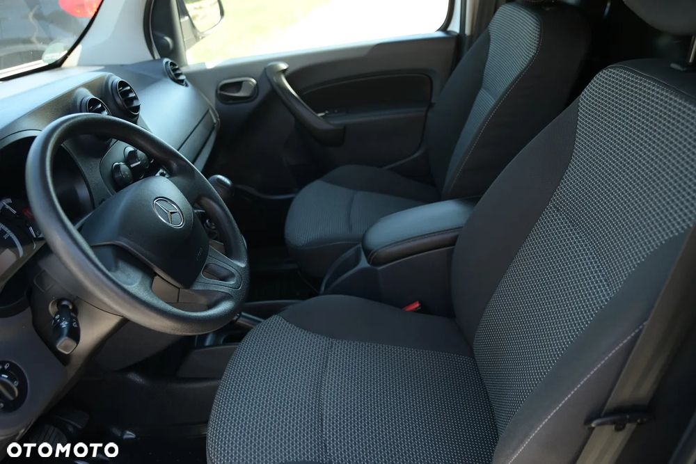 Mercedes-Benz Citan - 25
