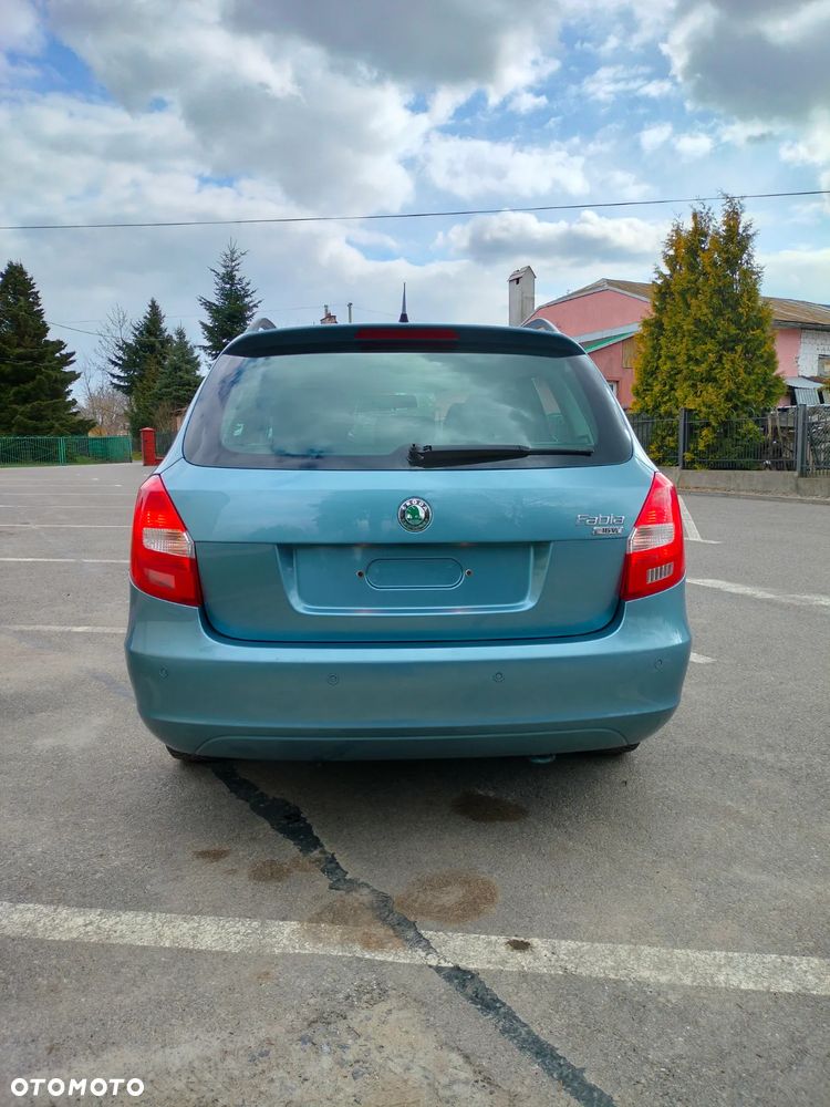 Skoda Fabia 1.4 16V Ambition Plus - 6