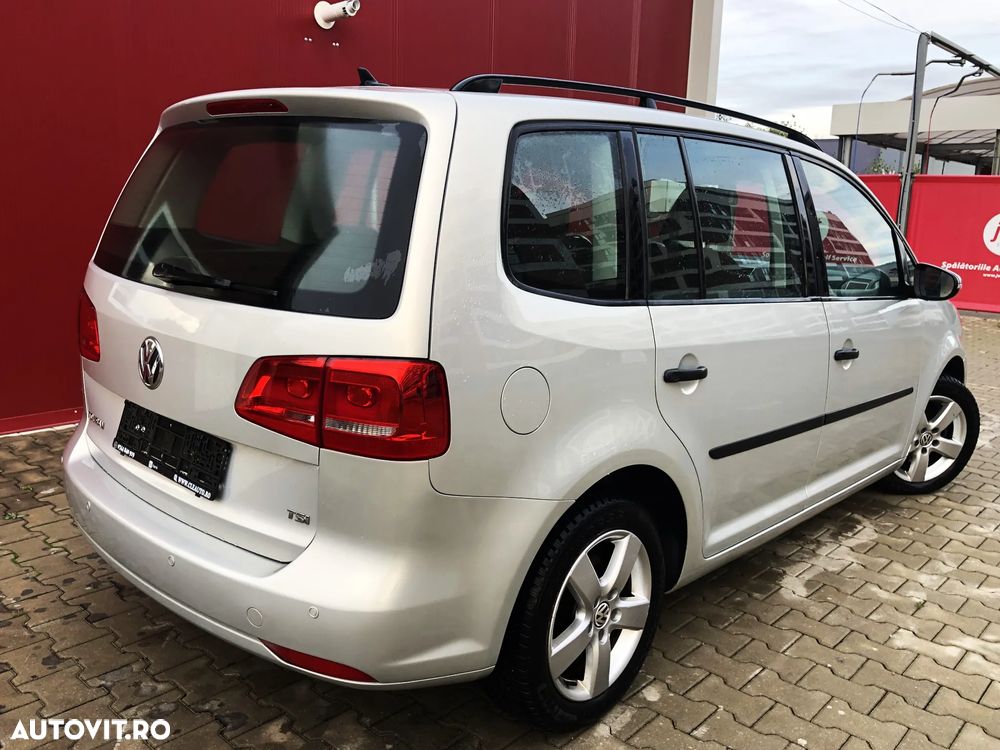 Volkswagen Touran 1.4 TSI DSG Comfortline - 4