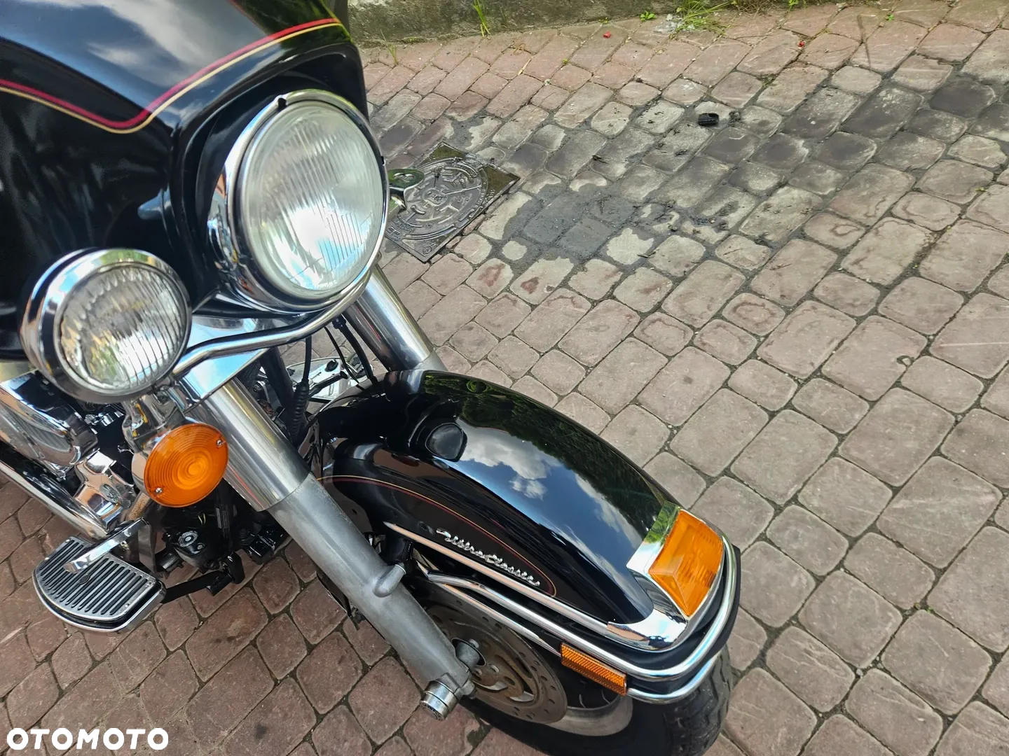 Harley-Davidson FLH Electra Glide - 28