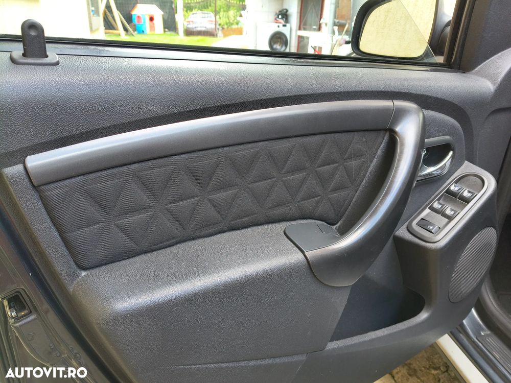 Dacia Duster 1.6 4x2 Prestige - 18
