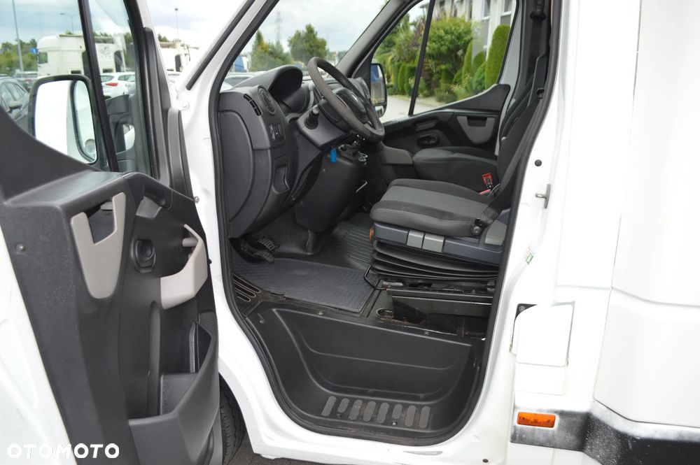 Renault Master - 11