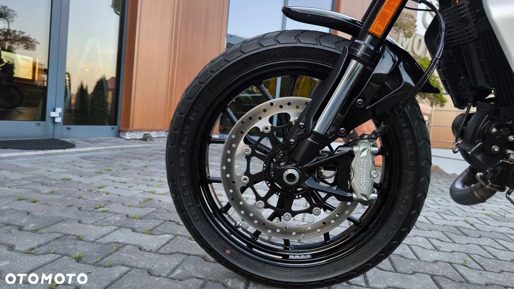 Ducati Scrambler - 30