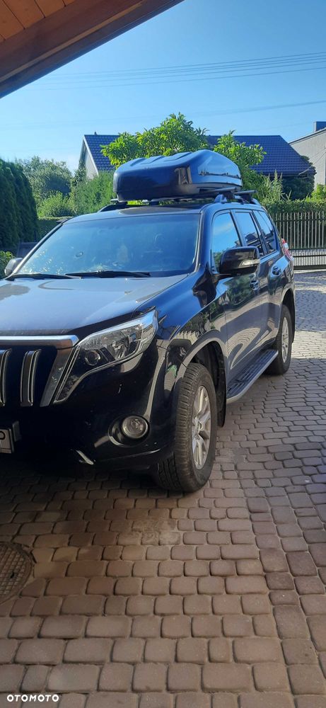 Toyota Land Cruiser - 2
