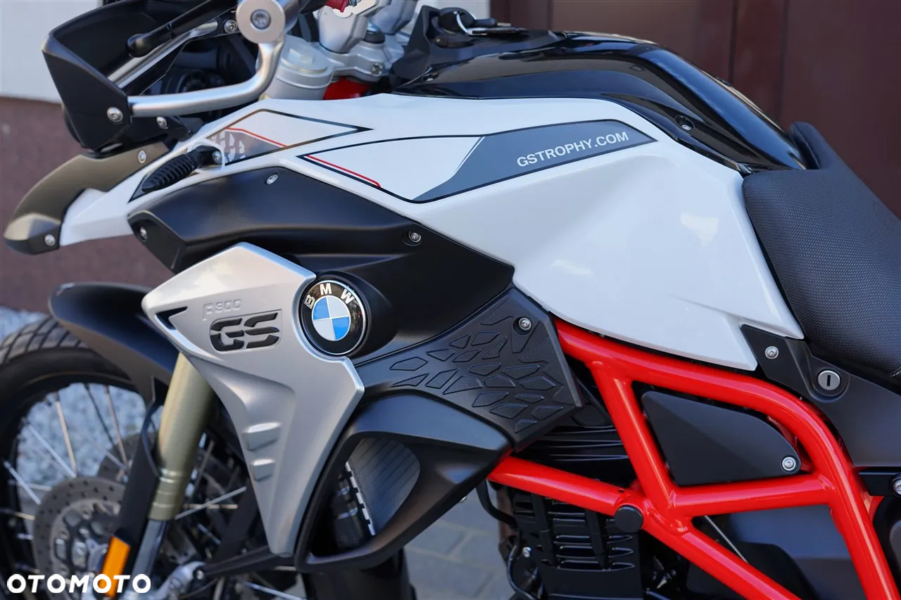 BMW F - 27