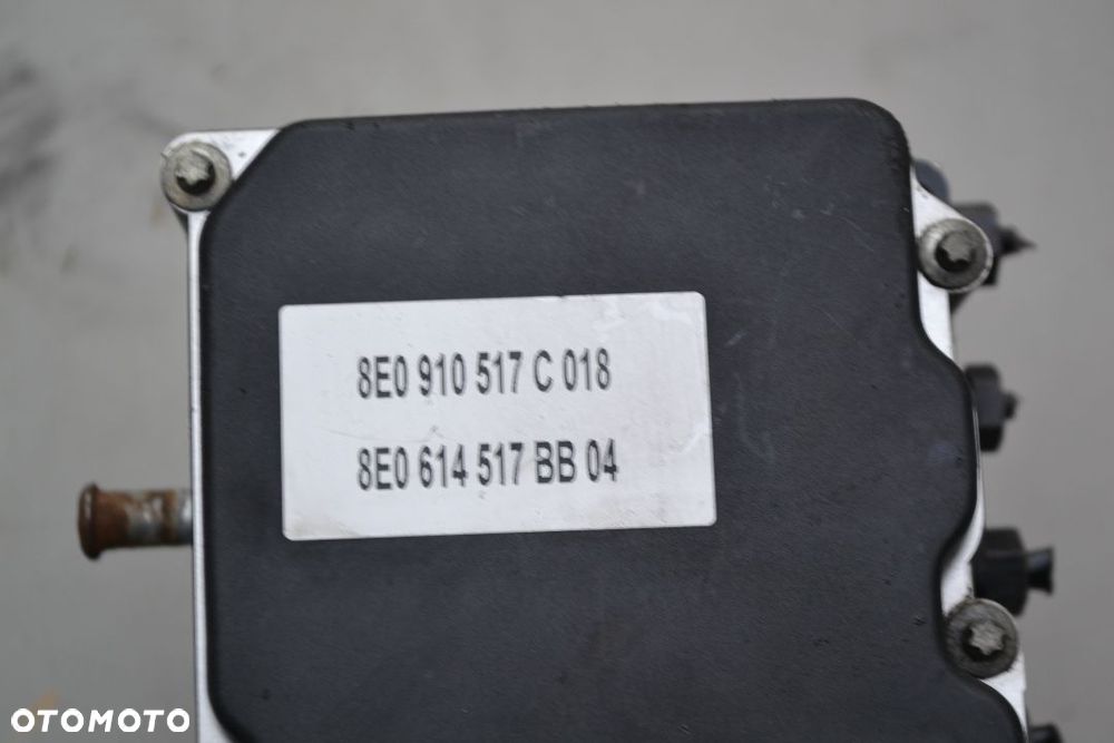 AUDI A4 B7 POMPA ABS ESP 8E0910517C 8E0614517BB 0265234327 - 3