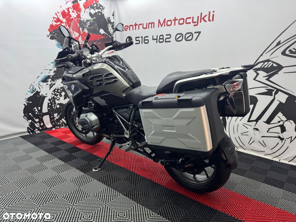 BMW R - 6