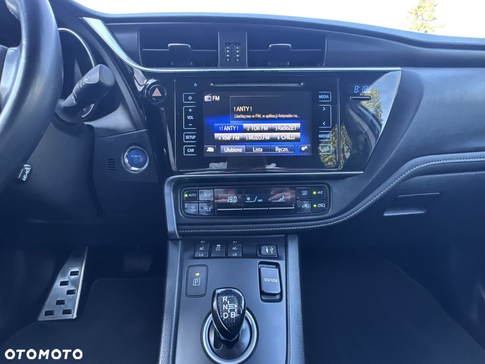 Toyota Auris - 25