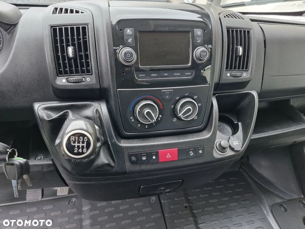 Citroën JUMPER, 2019(XII), L2H2, BRYGADÓWKA, 7 miejsc, DOKA, czujniki, klima - 18