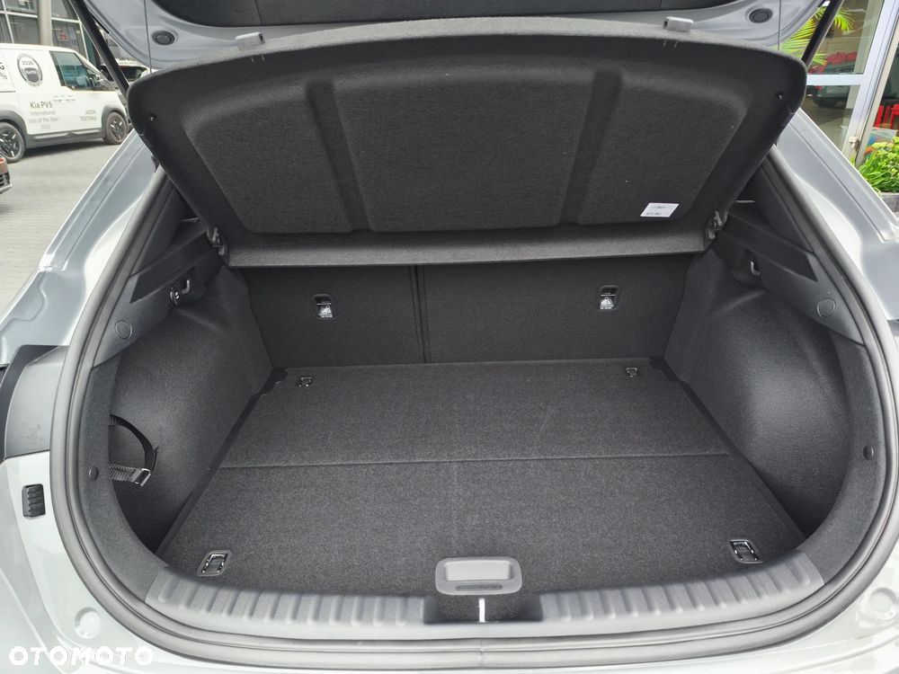 Kia XCeed 1.6 T-GDI Tribute DCT - 11