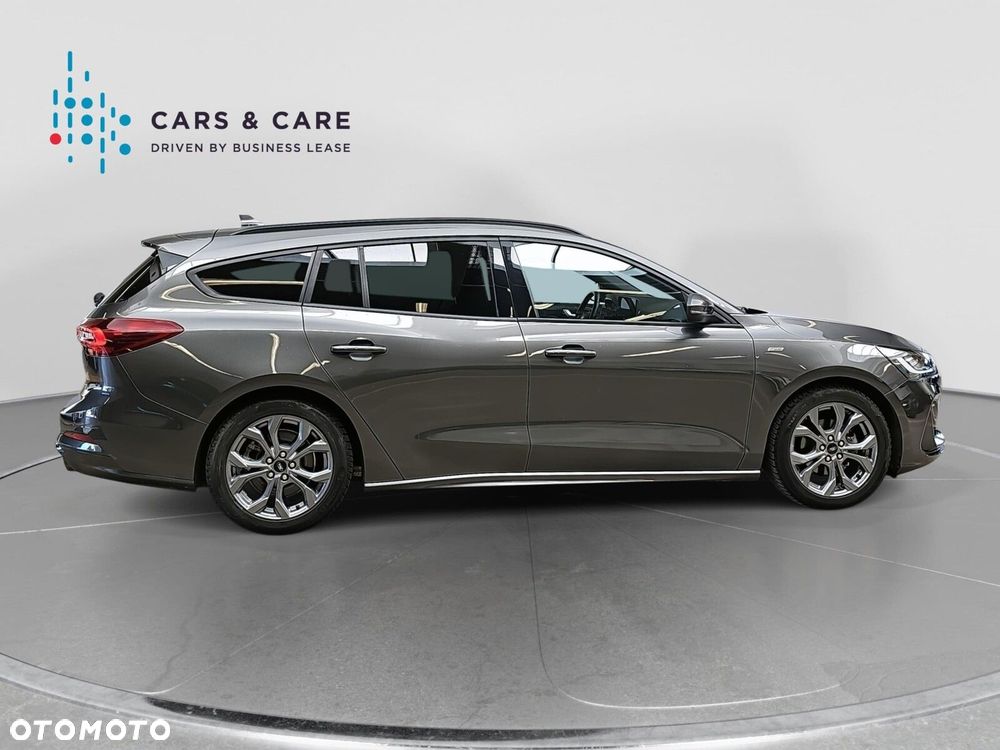 Ford Focus SW 1.0 EcoBoost mHEV ST-Line X - 27