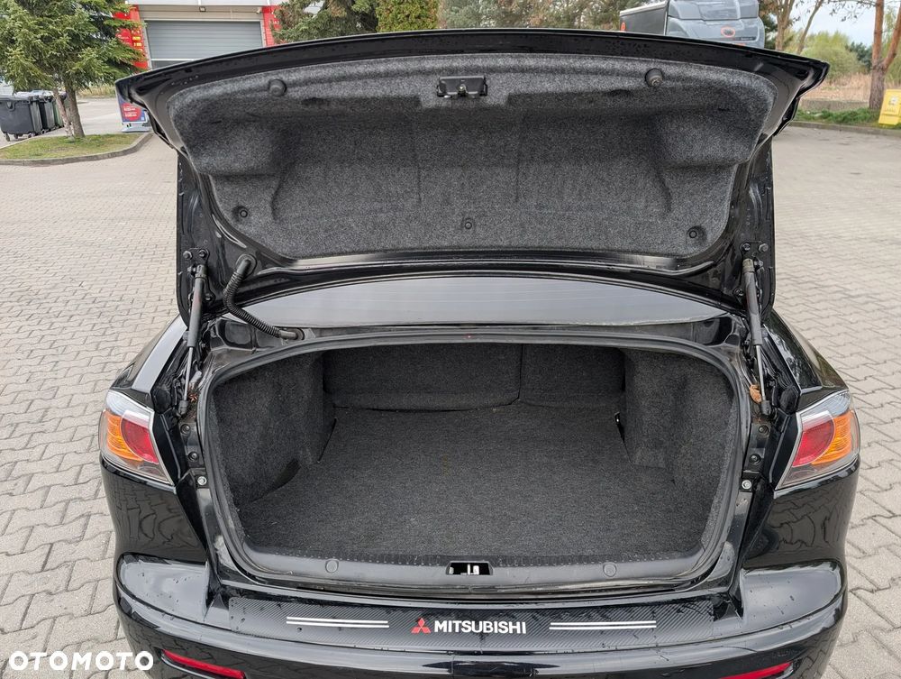 Mitsubishi Lancer 1.6 Intense - 15