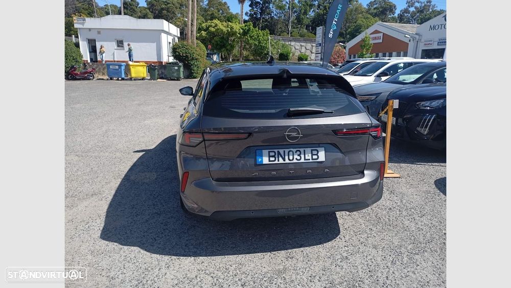 Opel Astra 1.5 D Edition AT8 - 4