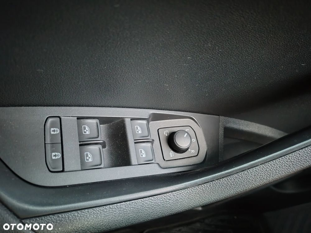 Skoda Karoq 1.5 TSI ACT 4x2 Sportline DSG - 22